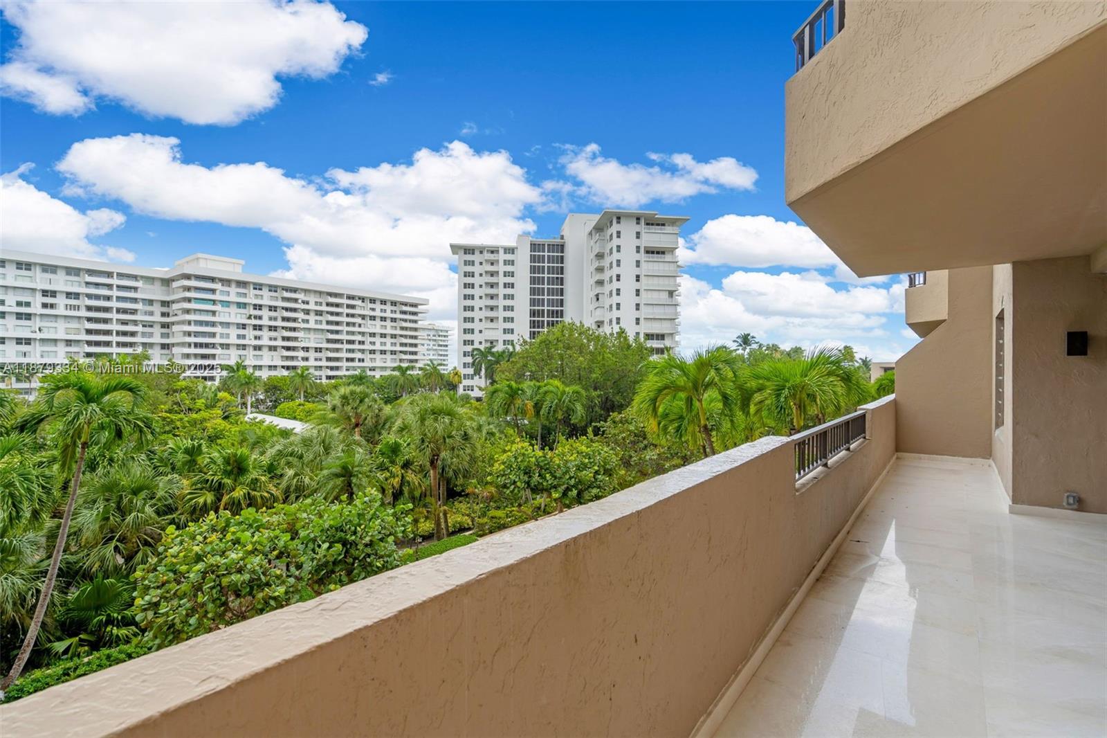 251 Crandon Blvd #327, Key Biscayne FL 33149