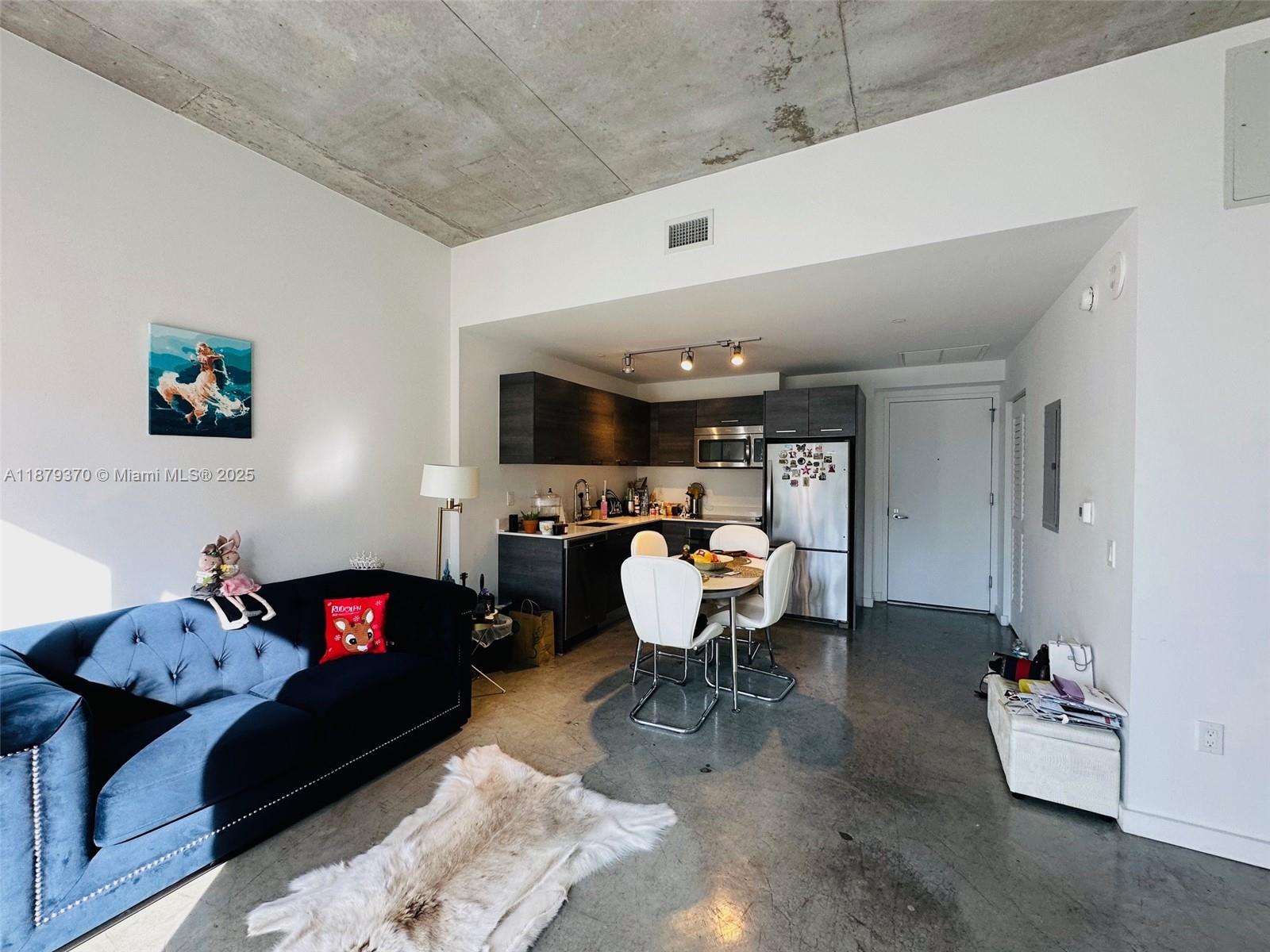 151 SE 1st St #1209, Miami FL 33131