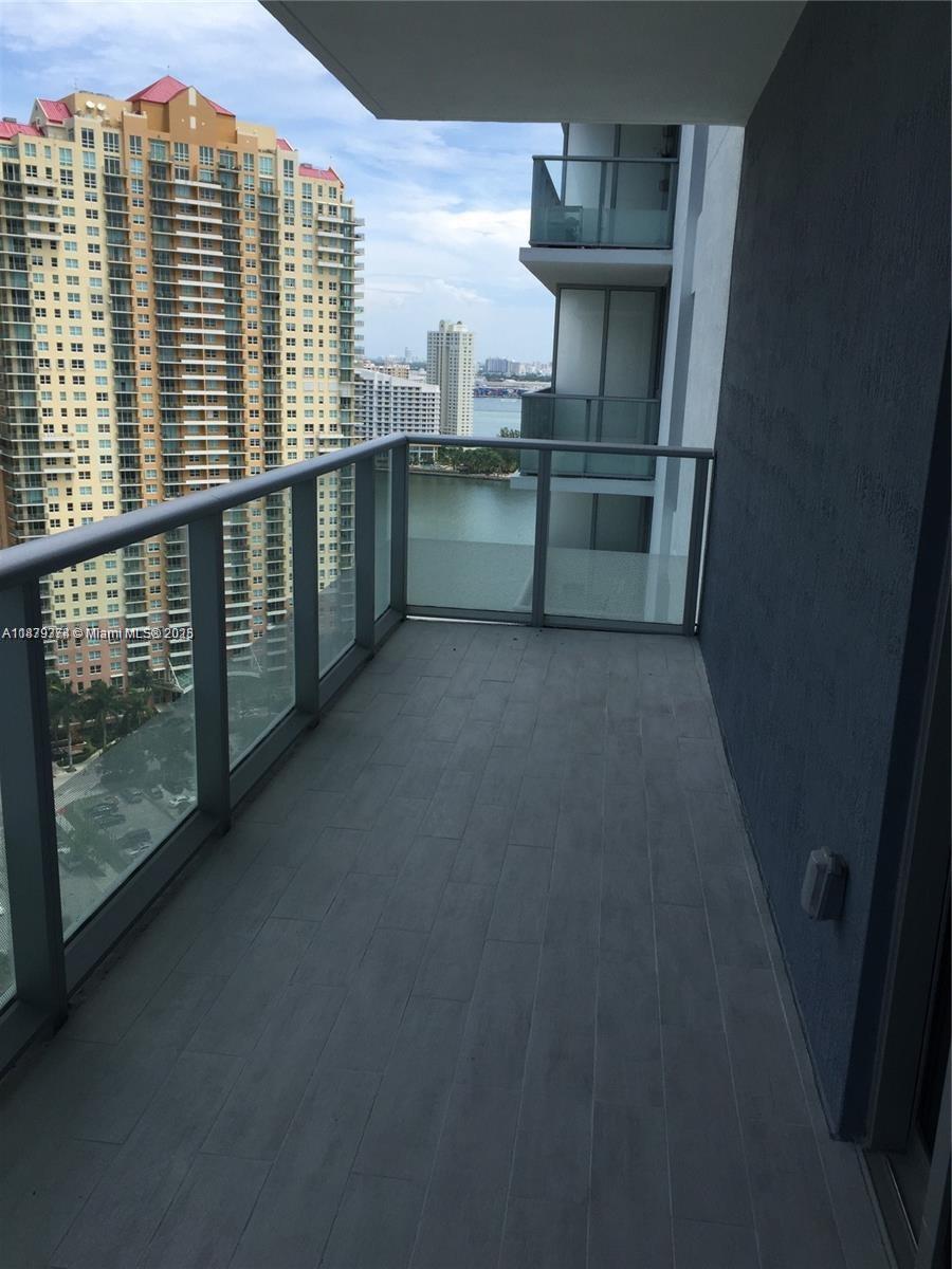 Miami FL 33131 - A11879374