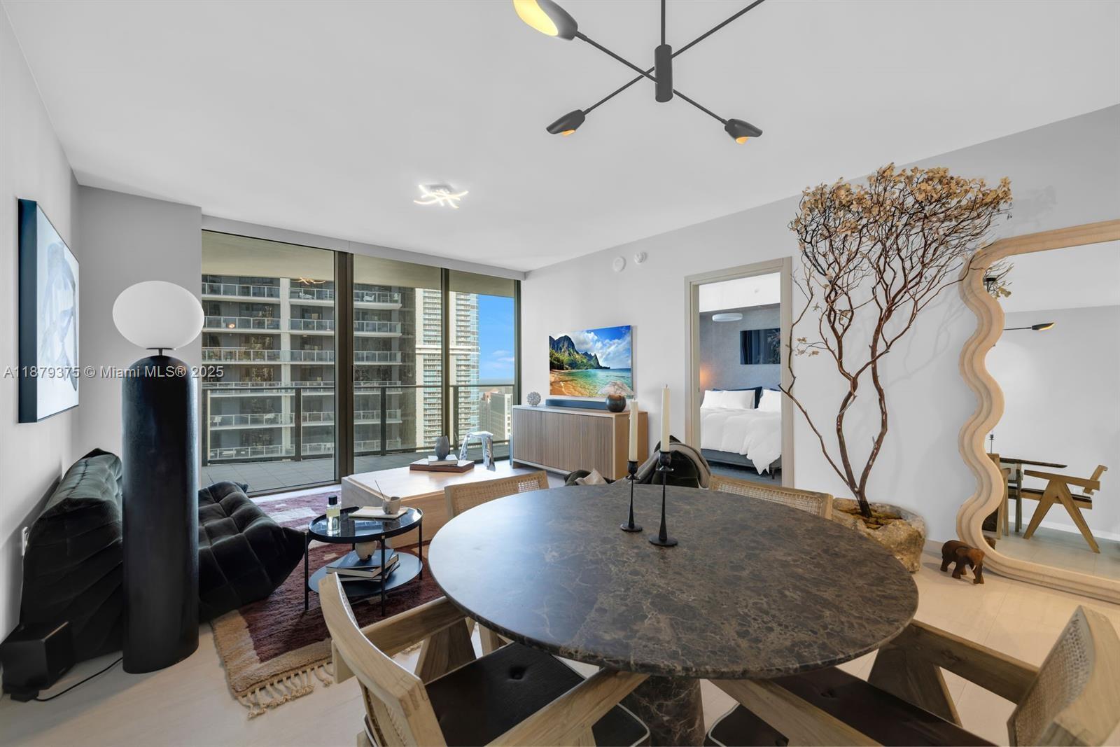 1000 Brickell Plz #4307, Miami FL 33131