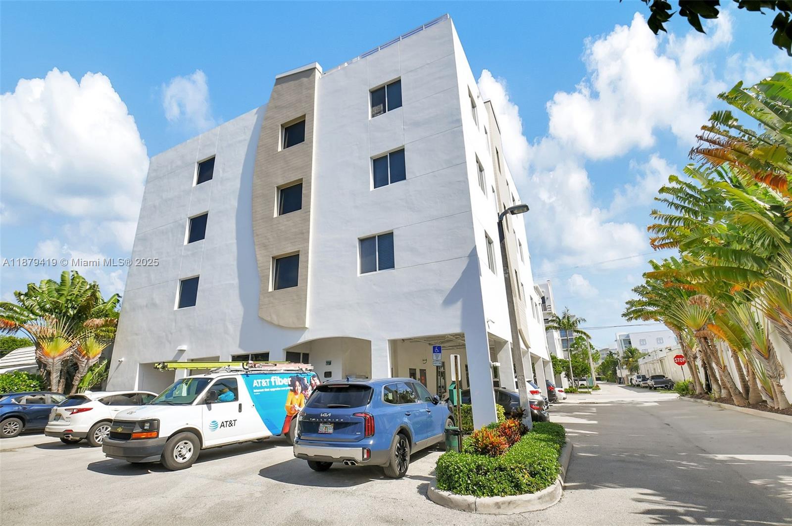 110 SE 2nd ST #203, Delray Beach FL 33444