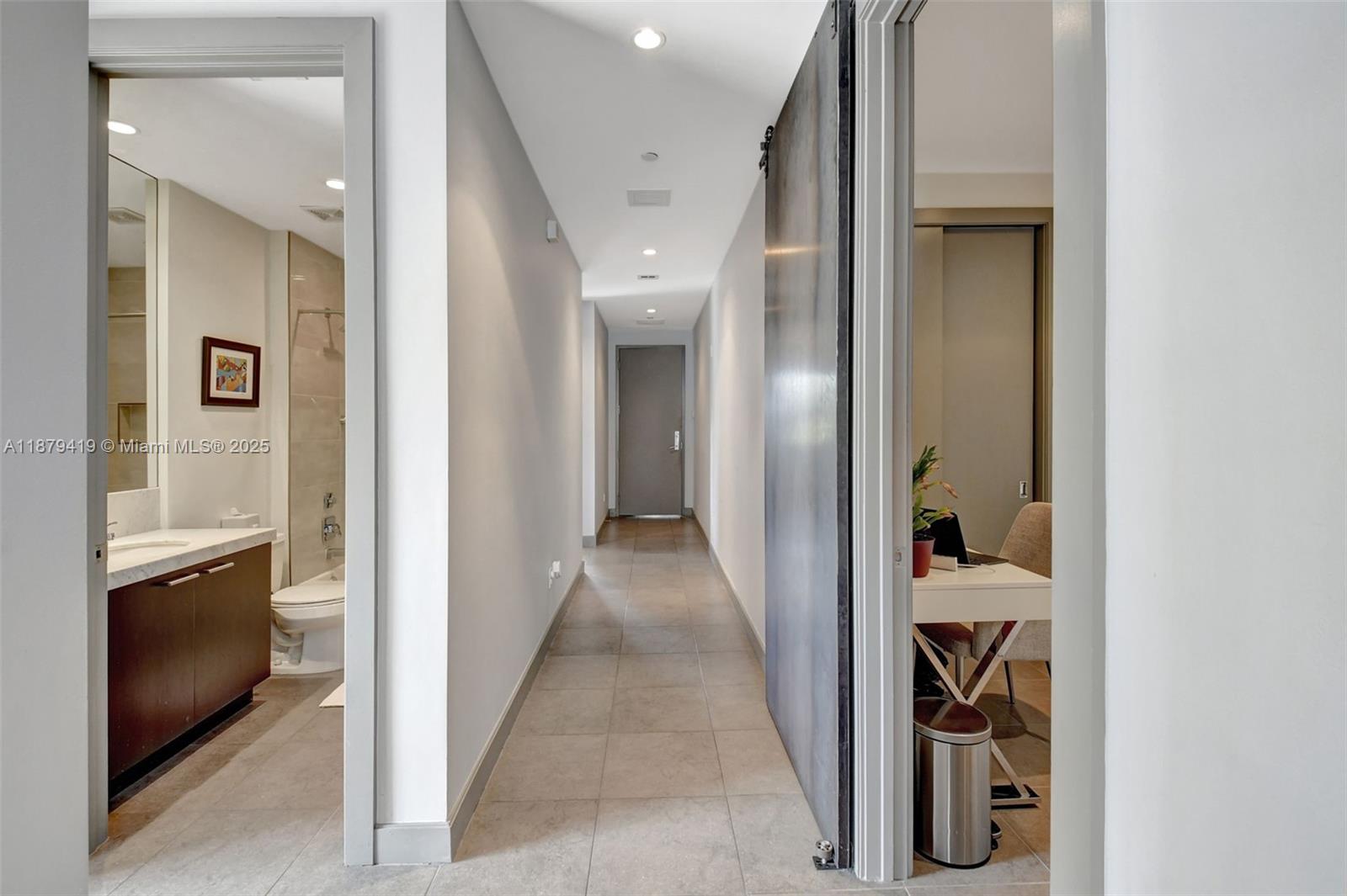 110 SE 2nd ST #203, Delray Beach FL 33444