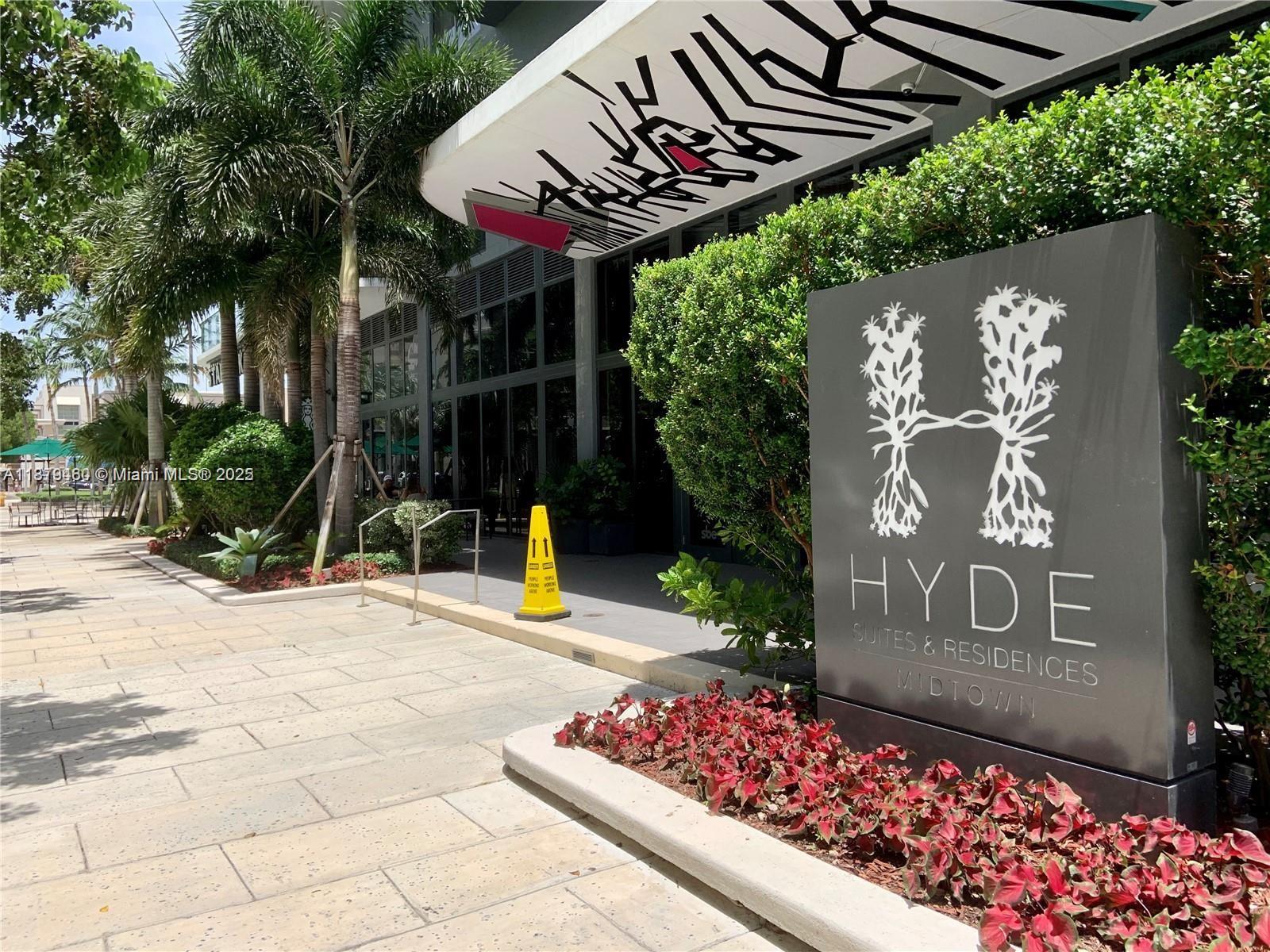 121 NE 34th St #2211, Miami FL 33137