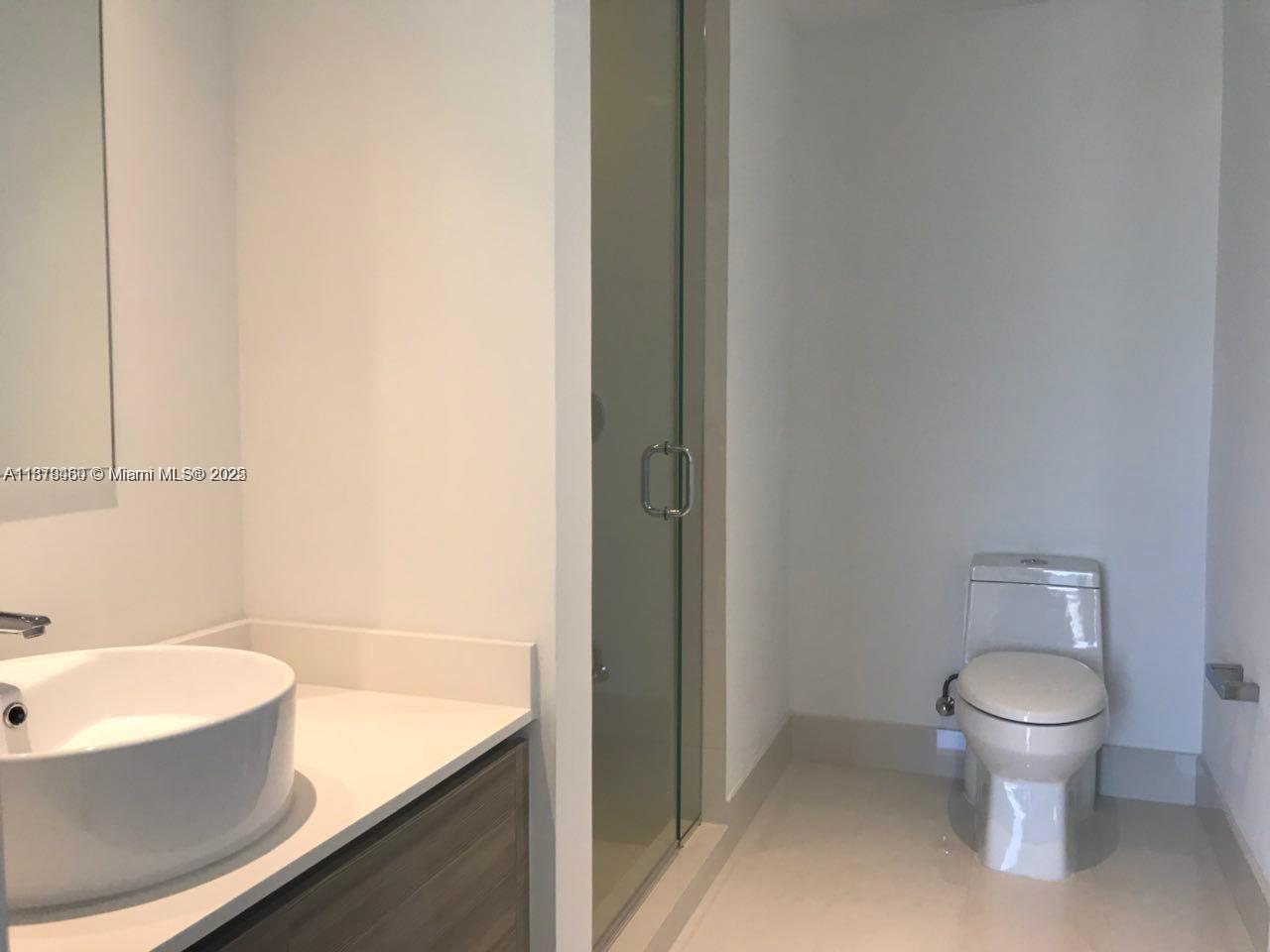 121 NE 34th St #2211, Miami FL 33137