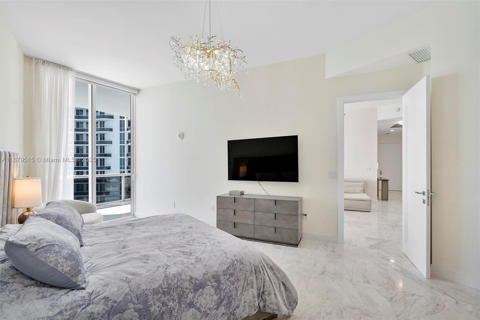 16001 Collins Ave #3507, Sunny Isles Beach FL 33160