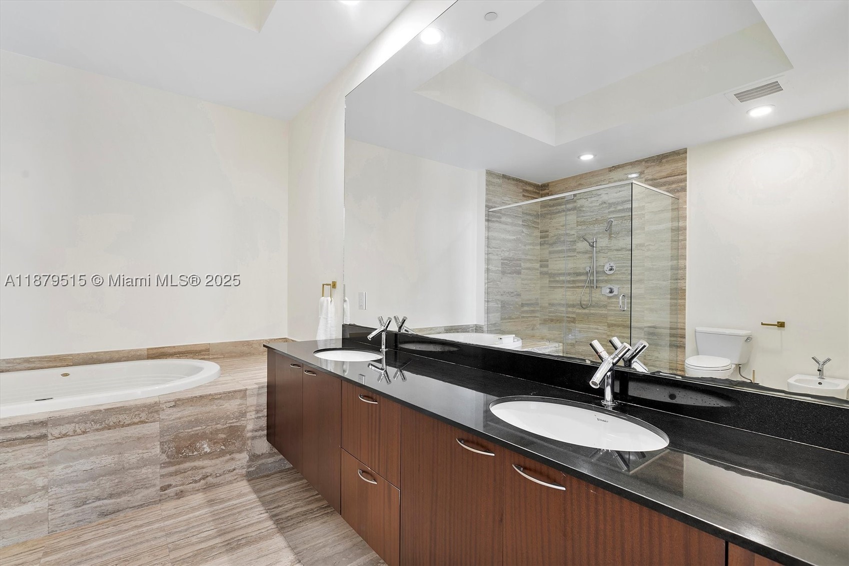 16001 Collins Ave #3507, Sunny Isles Beach FL 33160