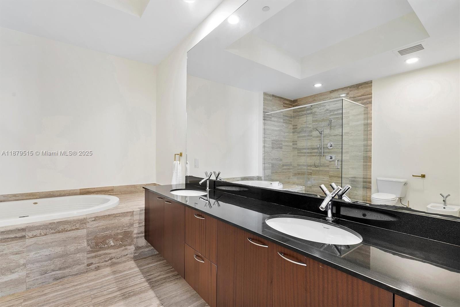 16001 Collins Ave #3507, Sunny Isles Beach FL 33160