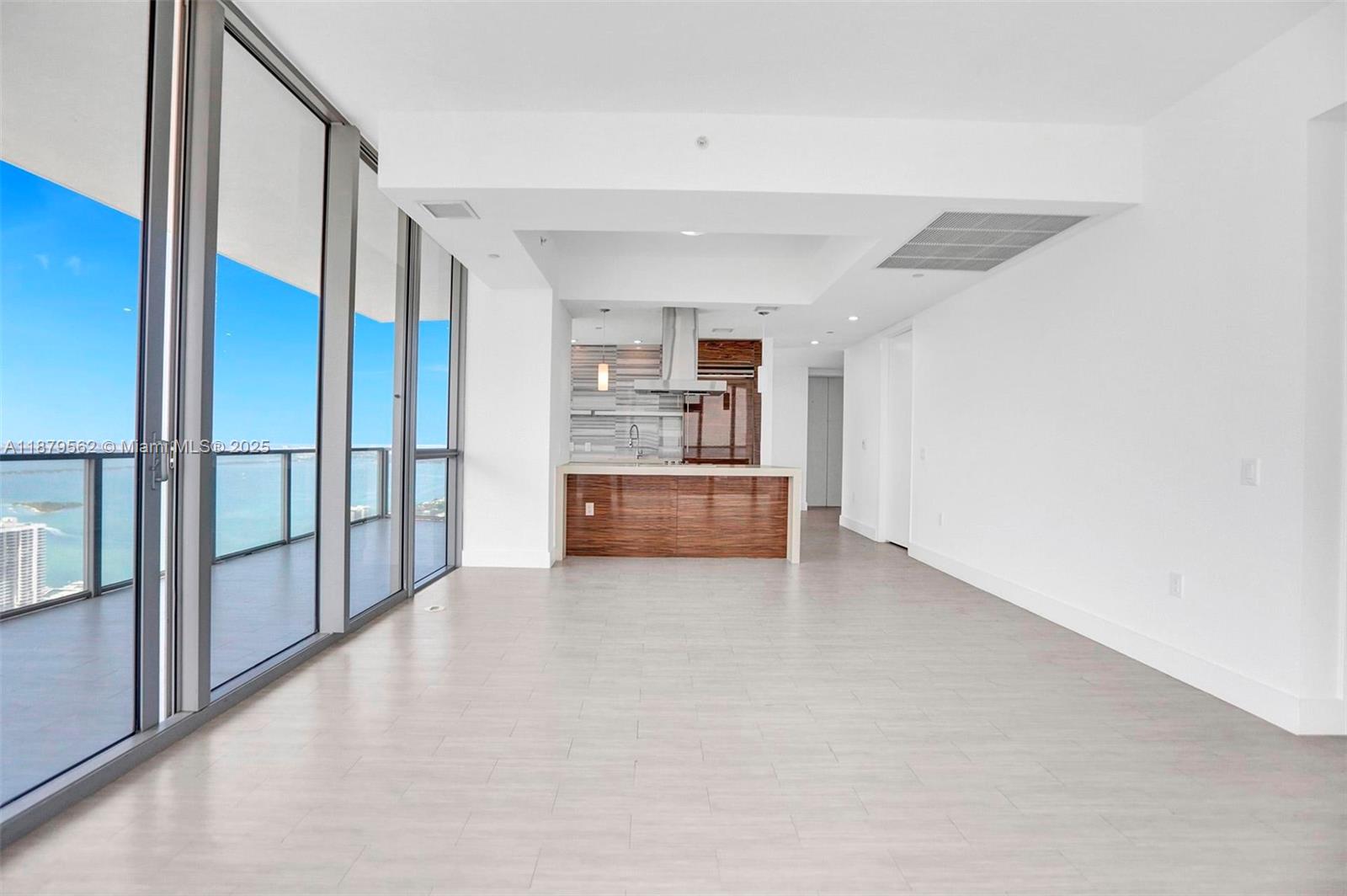 1100 Biscayne Blvd #5307, Miami FL 33132