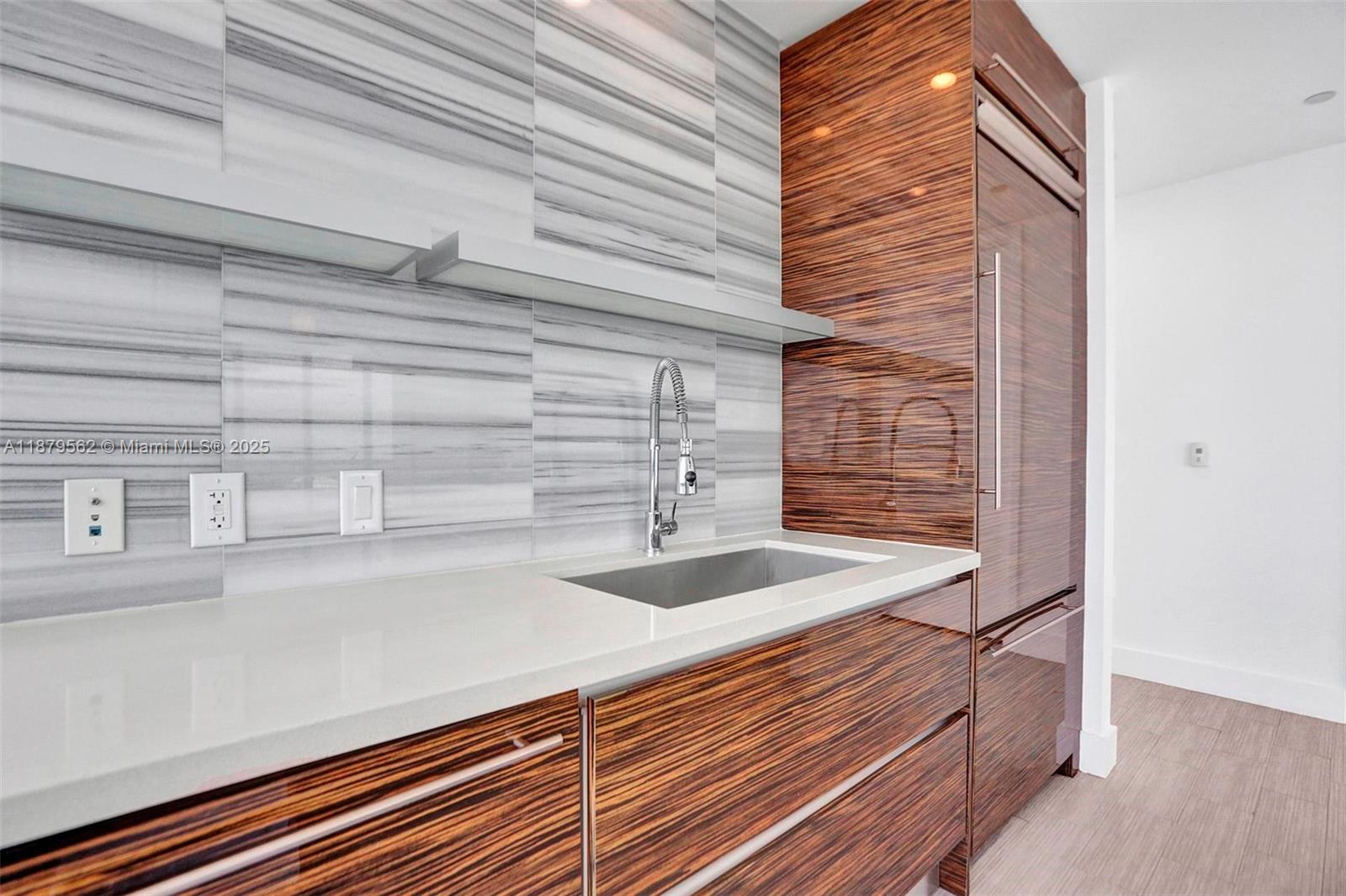 1100 Biscayne Blvd #5307, Miami FL 33132