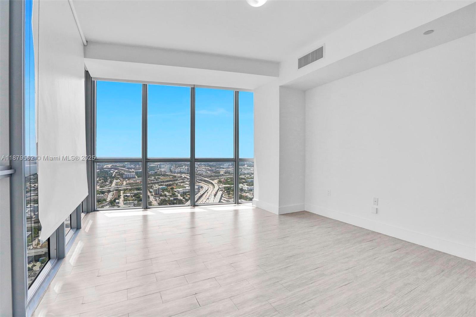1100 Biscayne Blvd #5307, Miami FL 33132