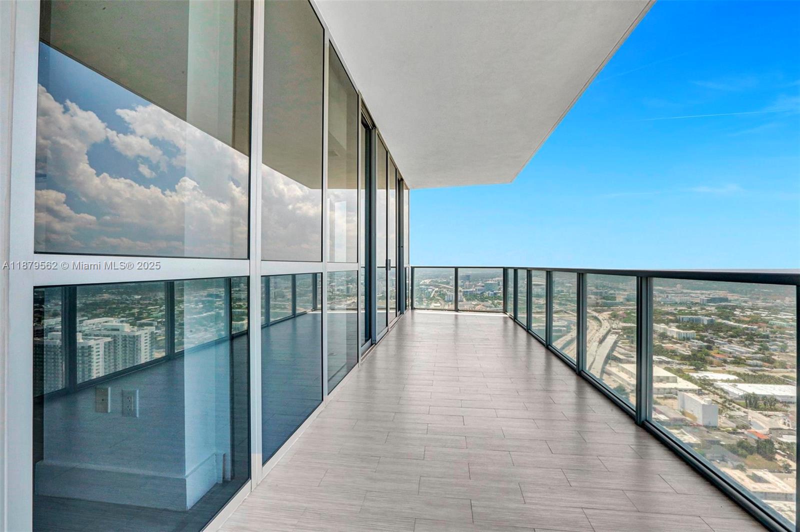 1100 Biscayne Blvd #5307, Miami FL 33132