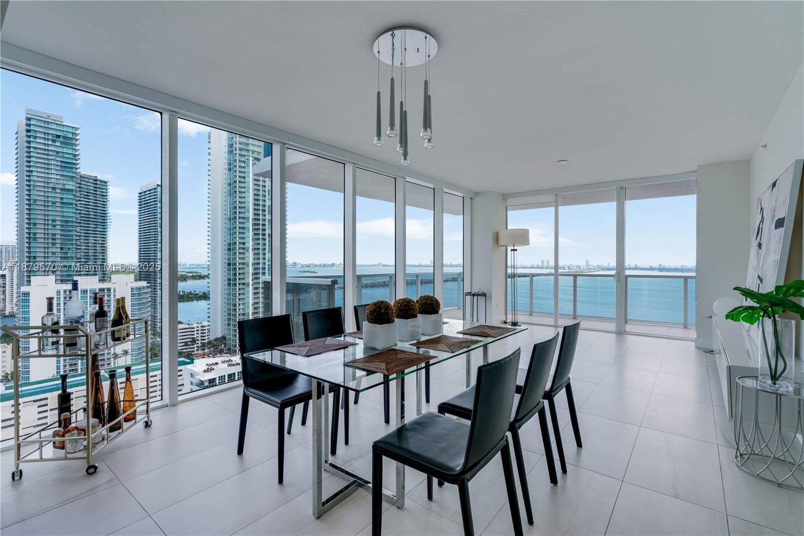 600 NE 27th St #2801, Miami FL 33137