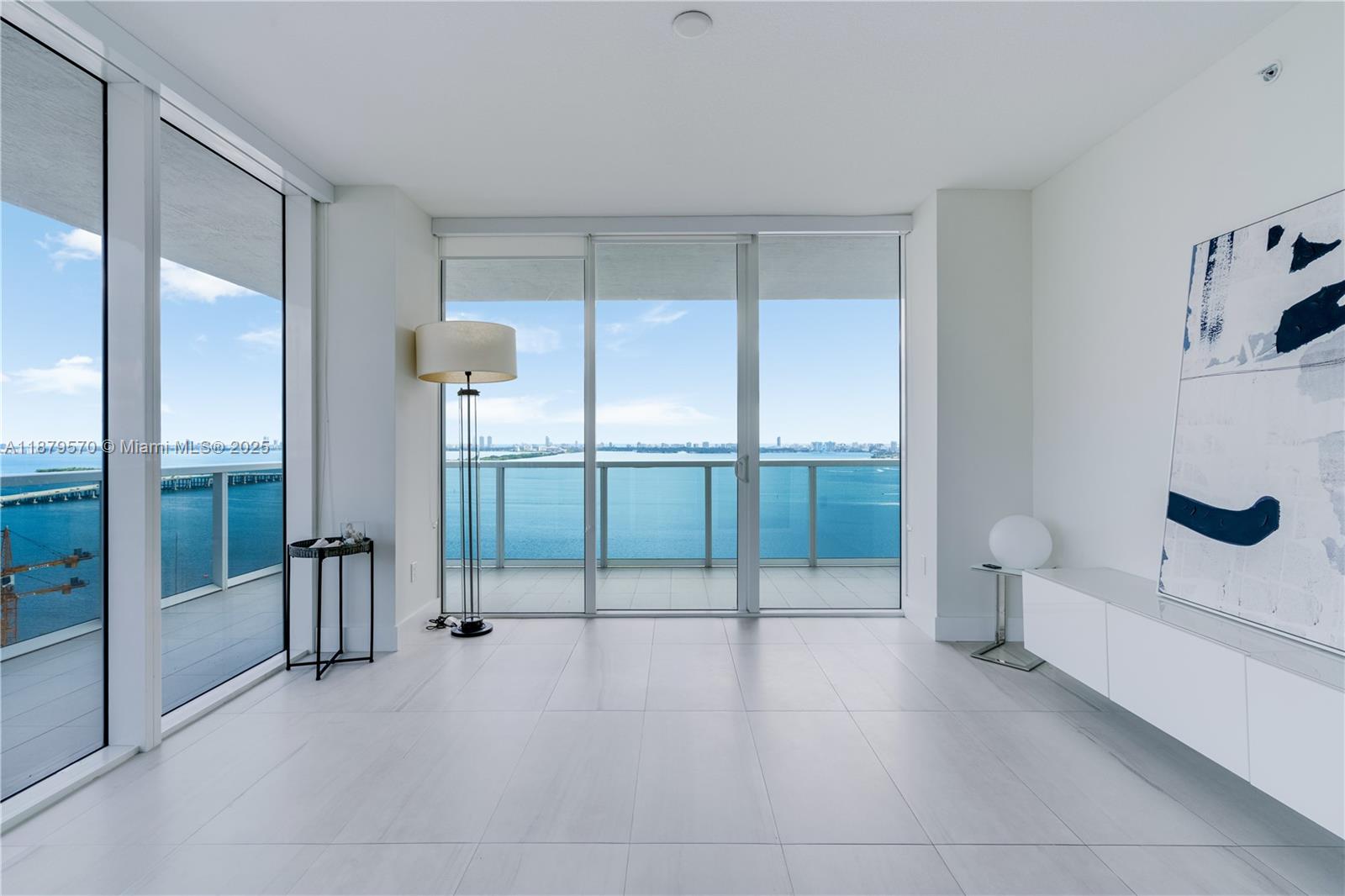 600 NE 27th St #2801, Miami FL 33137