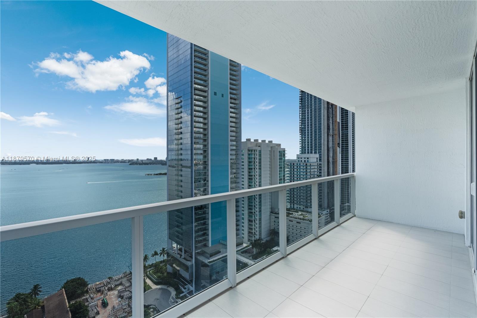 600 NE 27th St #2801, Miami FL 33137
