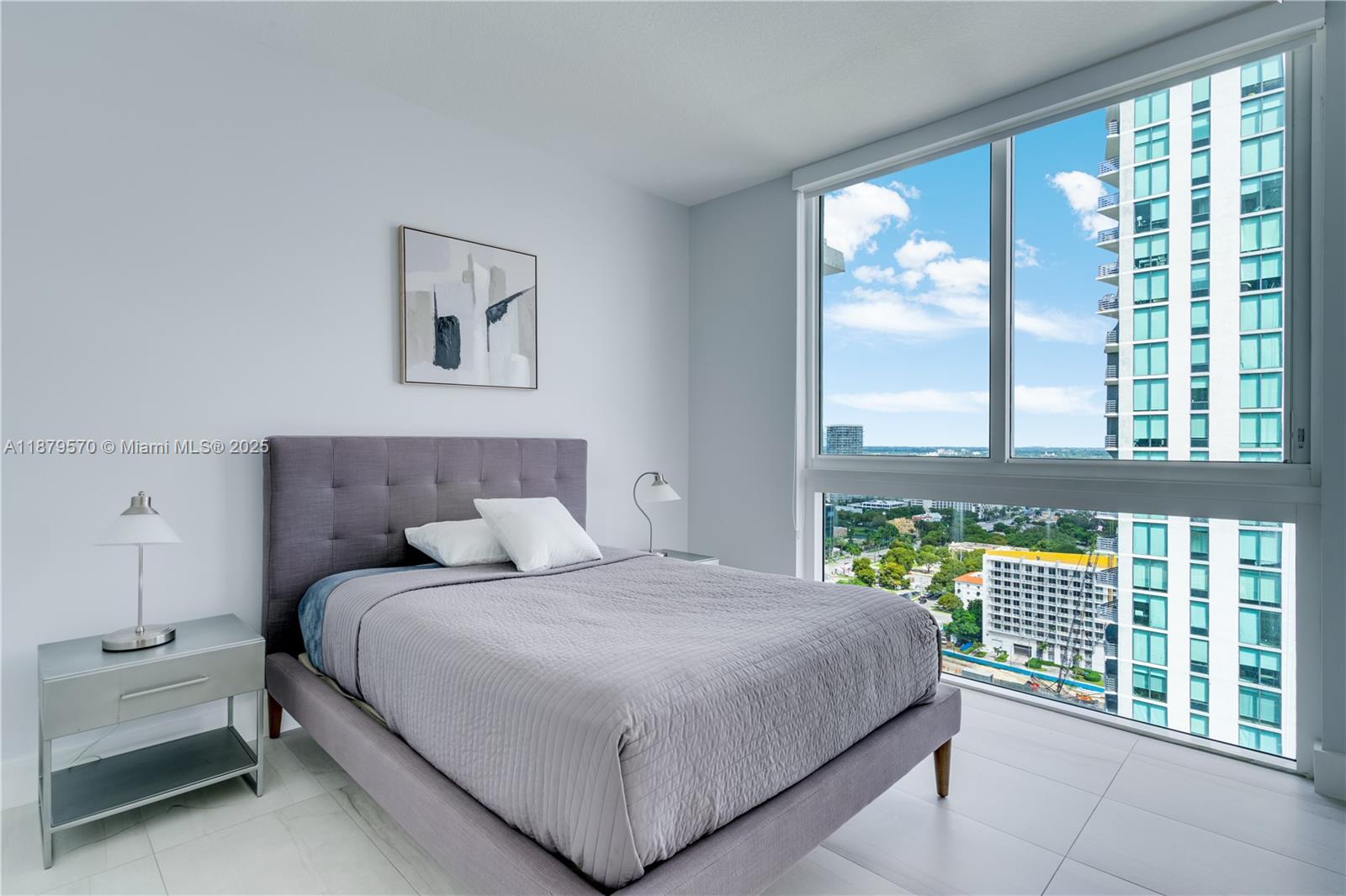 600 NE 27th St #2801, Miami FL 33137