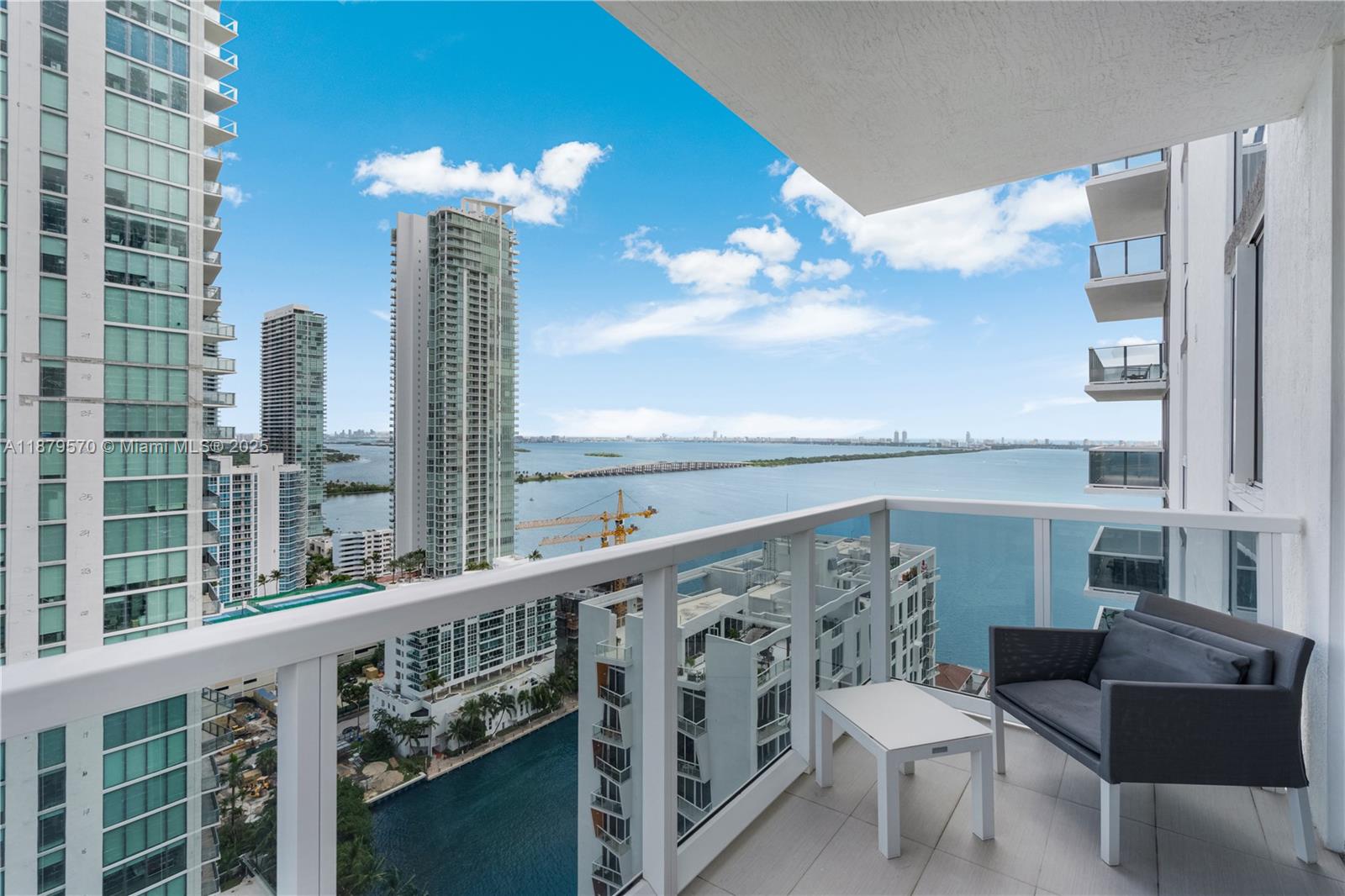 600 NE 27th St #2801, Miami FL 33137