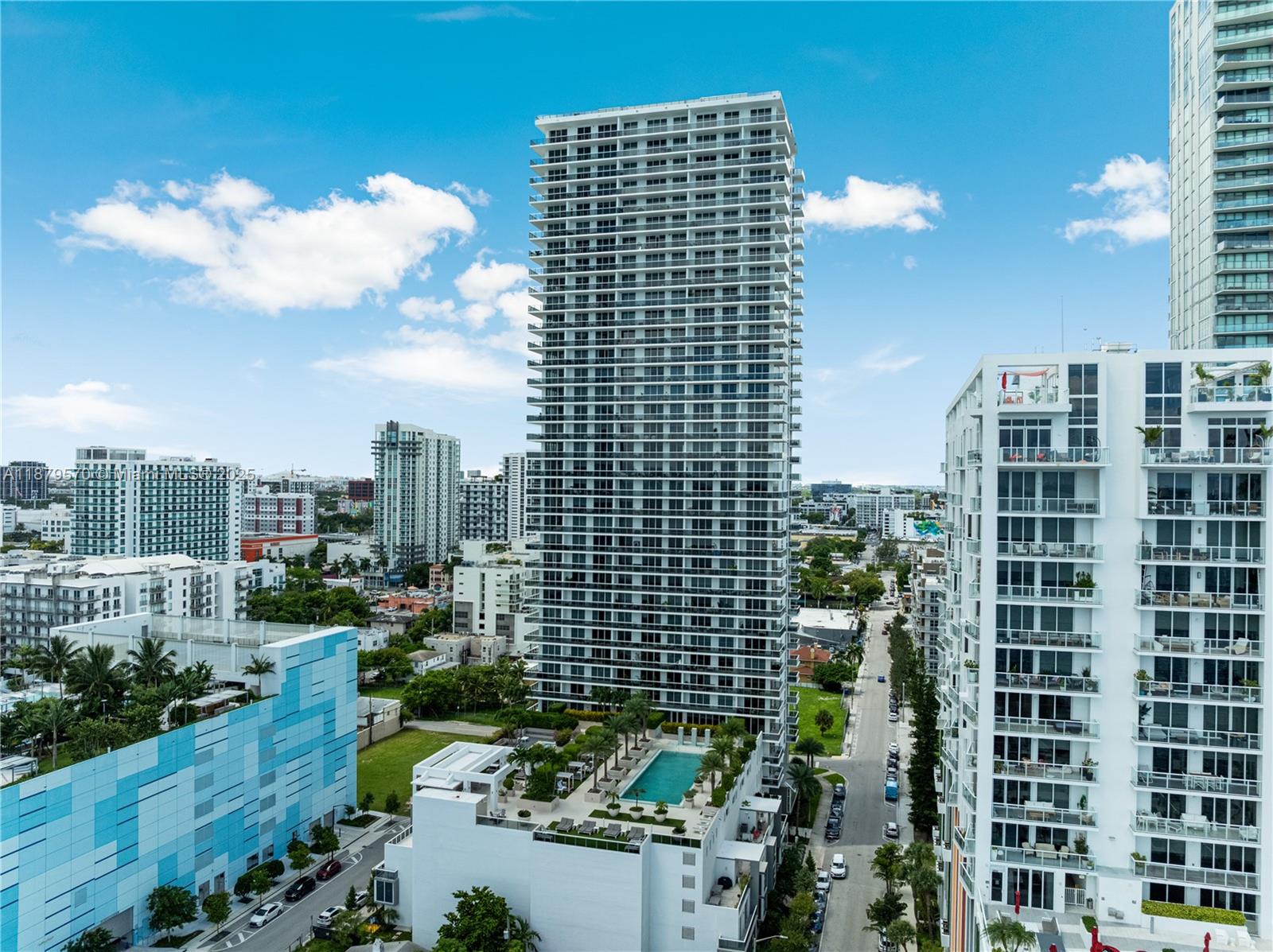600 NE 27th St #2801, Miami FL 33137