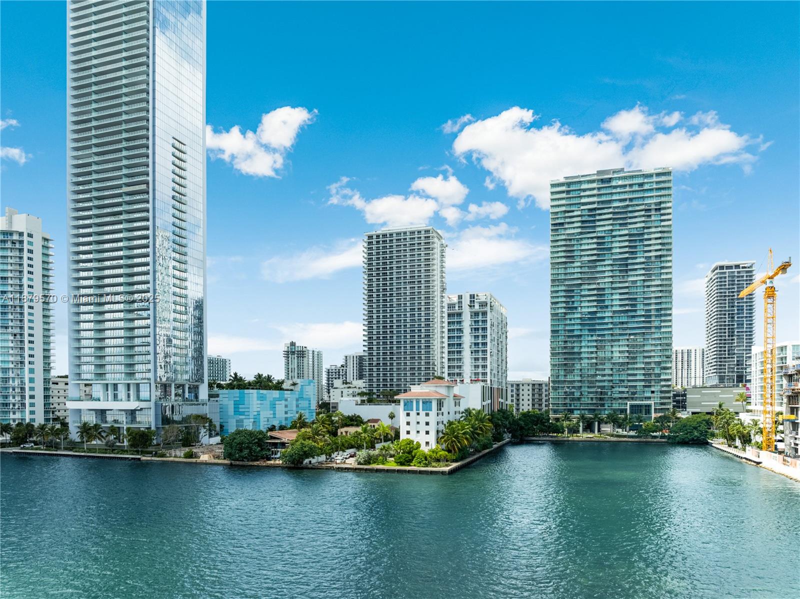 600 NE 27th St #2801, Miami FL 33137