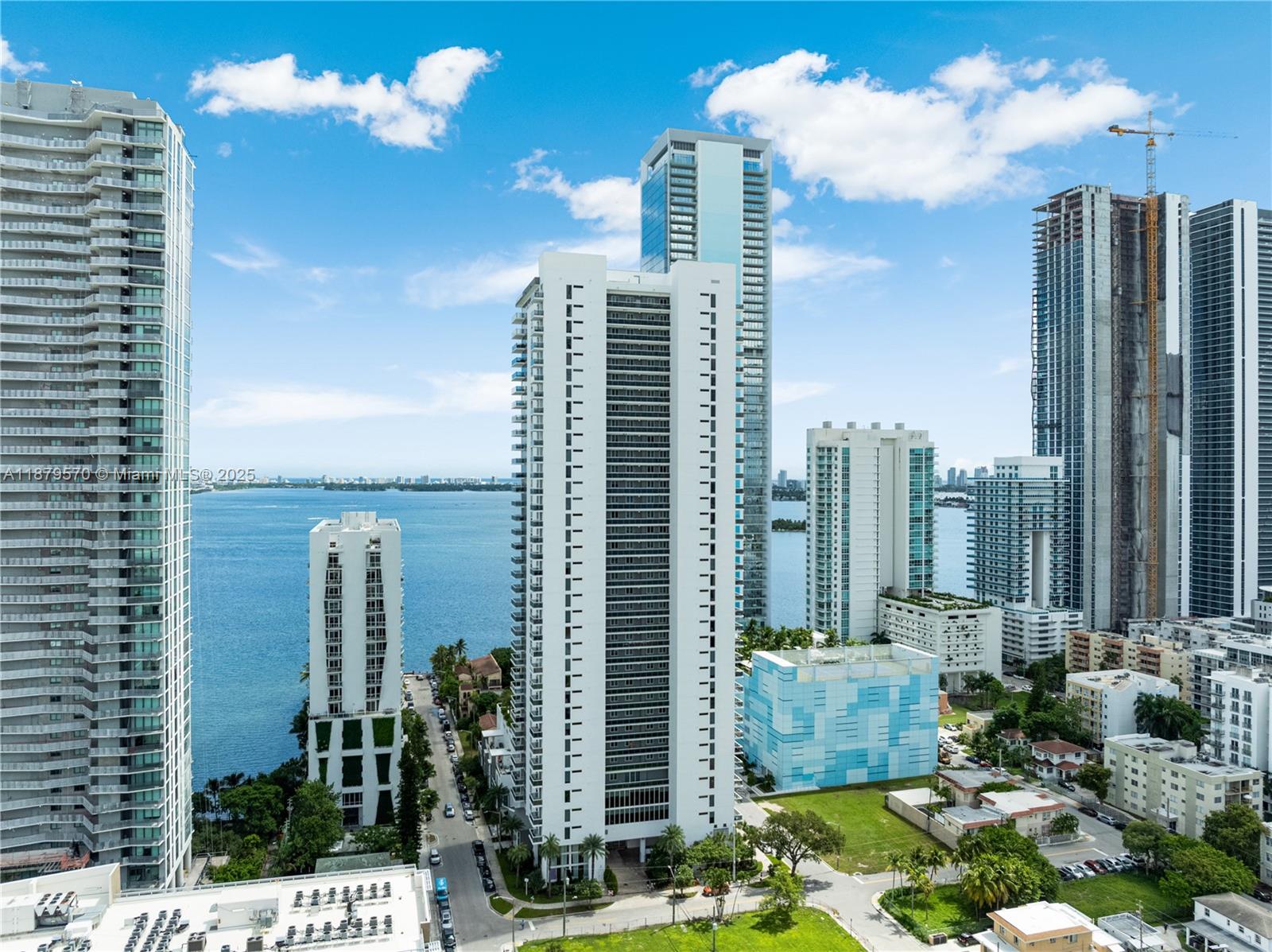 600 NE 27th St #2801, Miami FL 33137