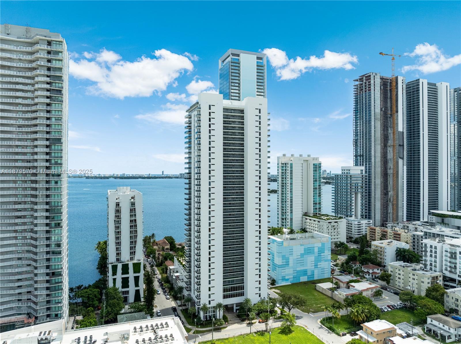 600 NE 27th St #2801, Miami FL 33137