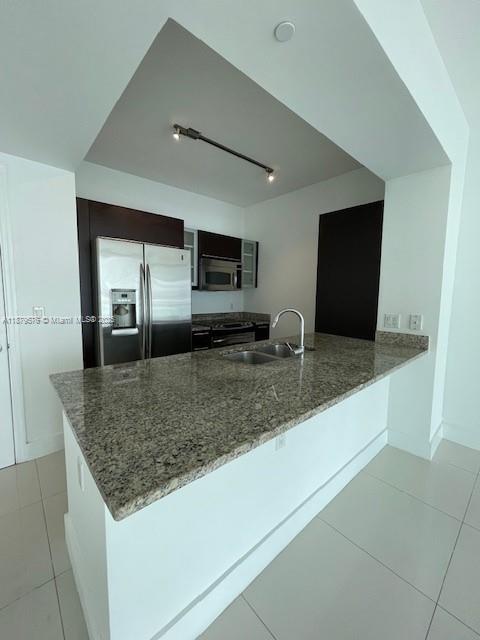 950 Brickell Bay Dr #1703, Miami FL 33131