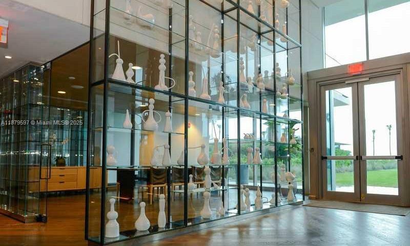350 Ocean Dr #605N, Key Biscayne FL 33149