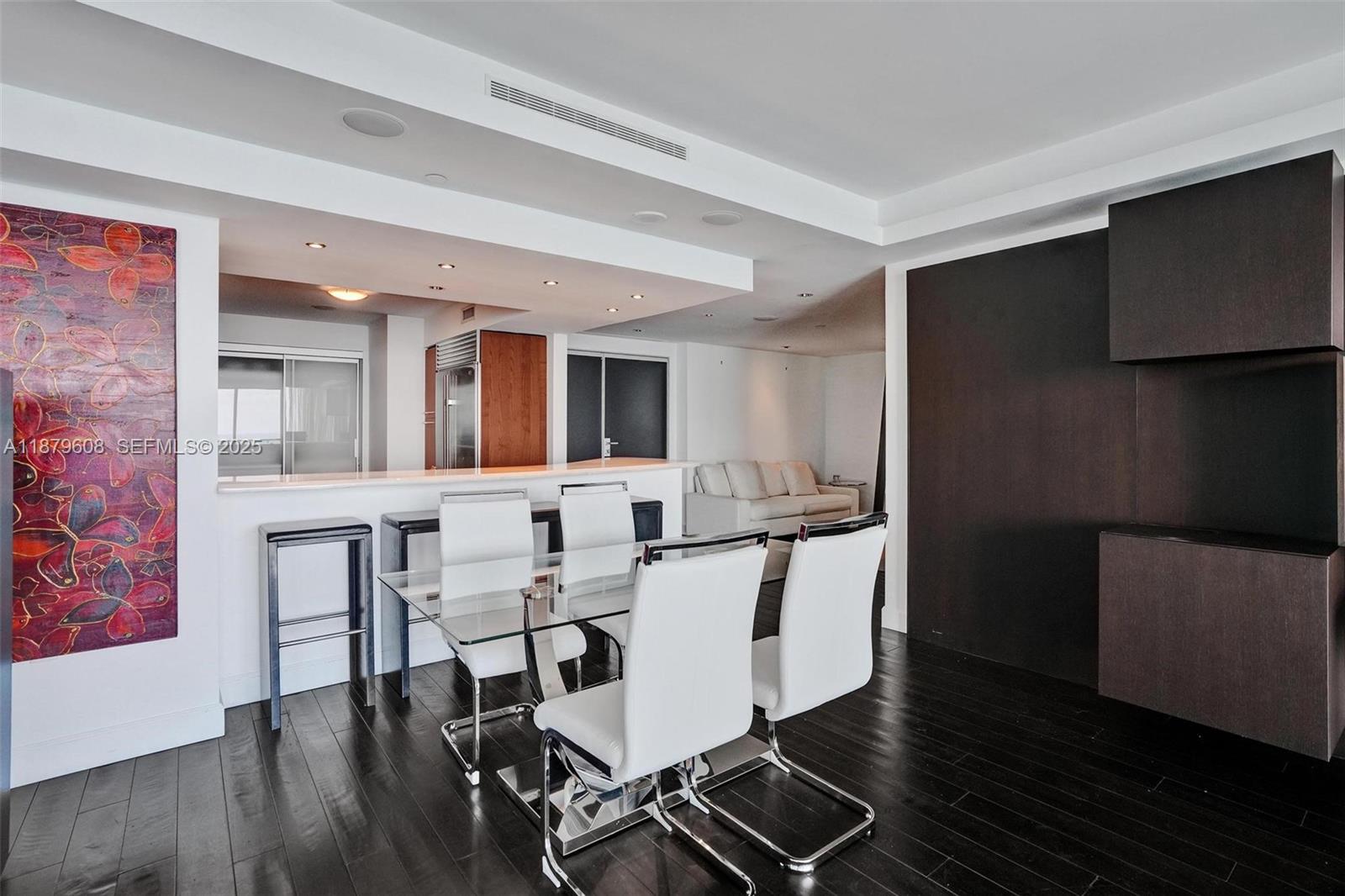 1331 Brickell Bay Dr #3903, Miami FL 33131
