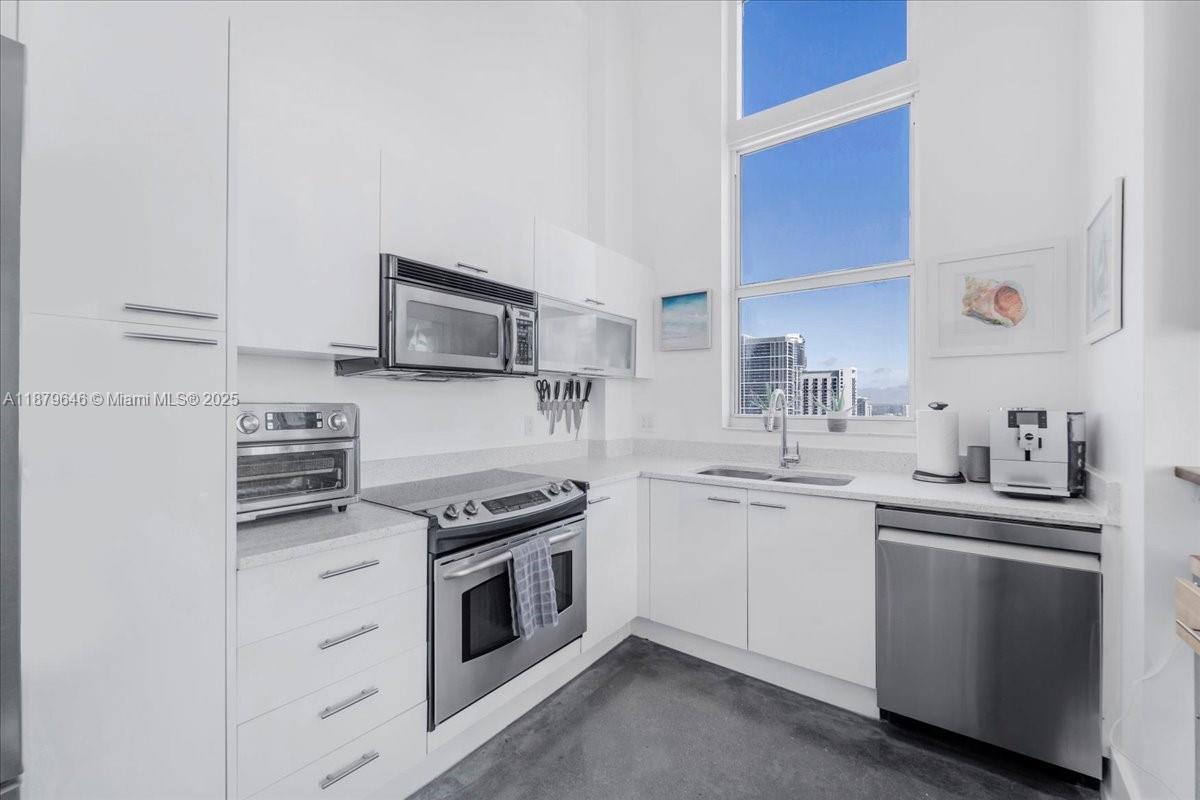 133 NE 2nd Ave #3601, Miami FL 33132