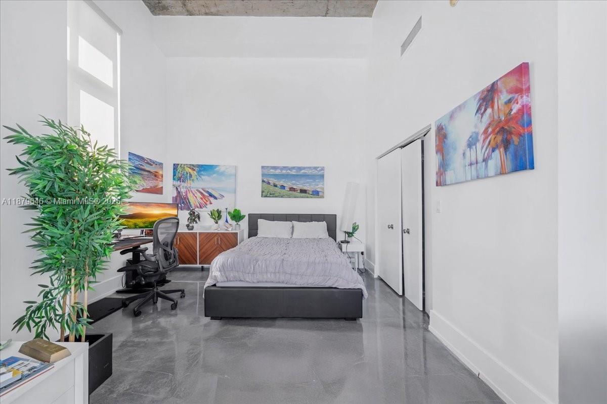 133 NE 2nd Ave #3601, Miami FL 33132