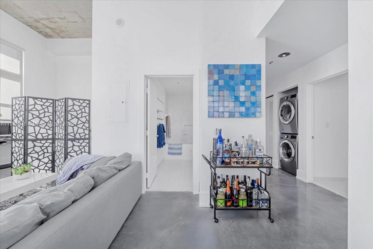 133 NE 2nd Ave #3601, Miami FL 33132