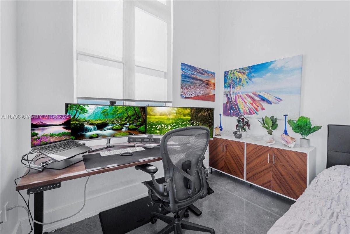 133 NE 2nd Ave #3601, Miami FL 33132