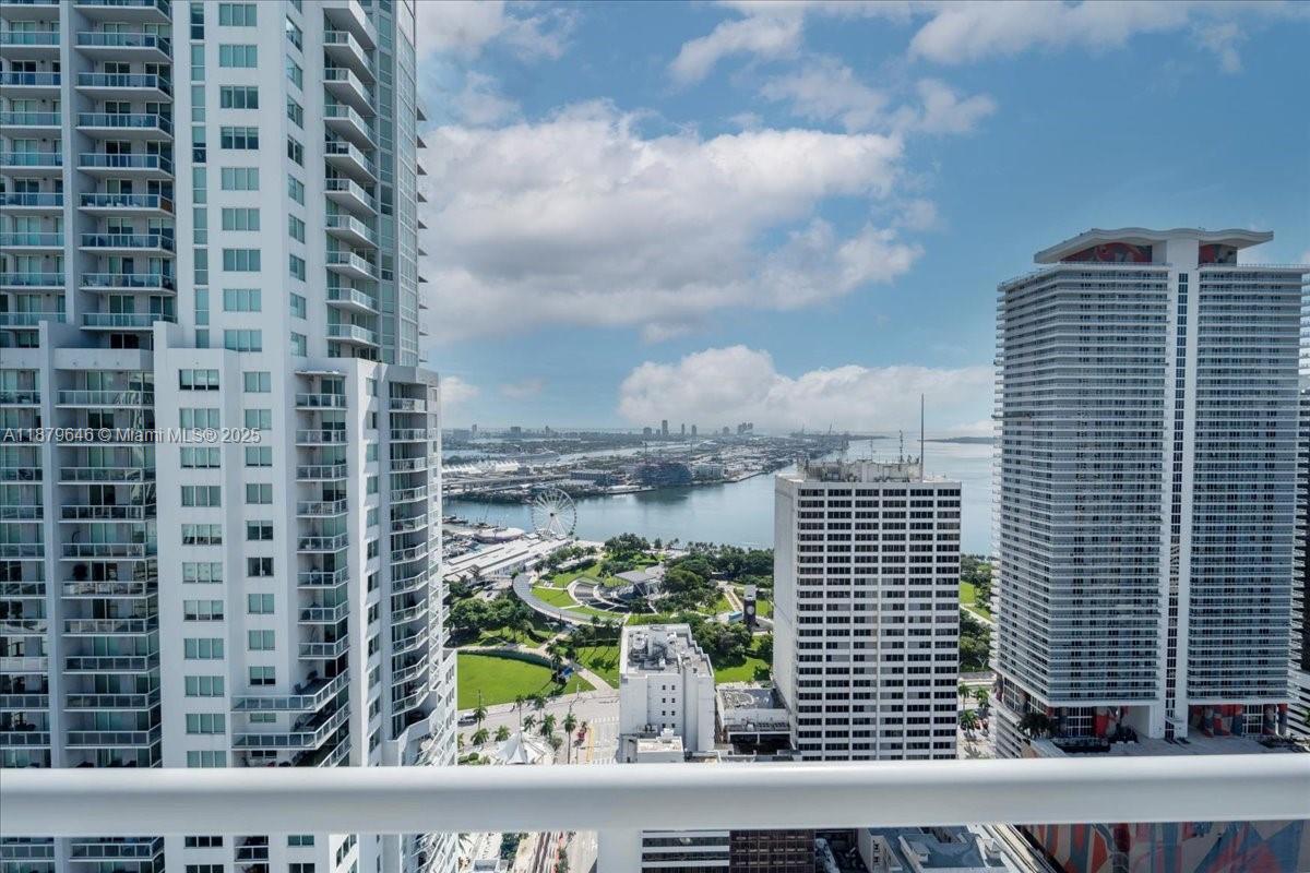 133 NE 2nd Ave #3601, Miami FL 33132