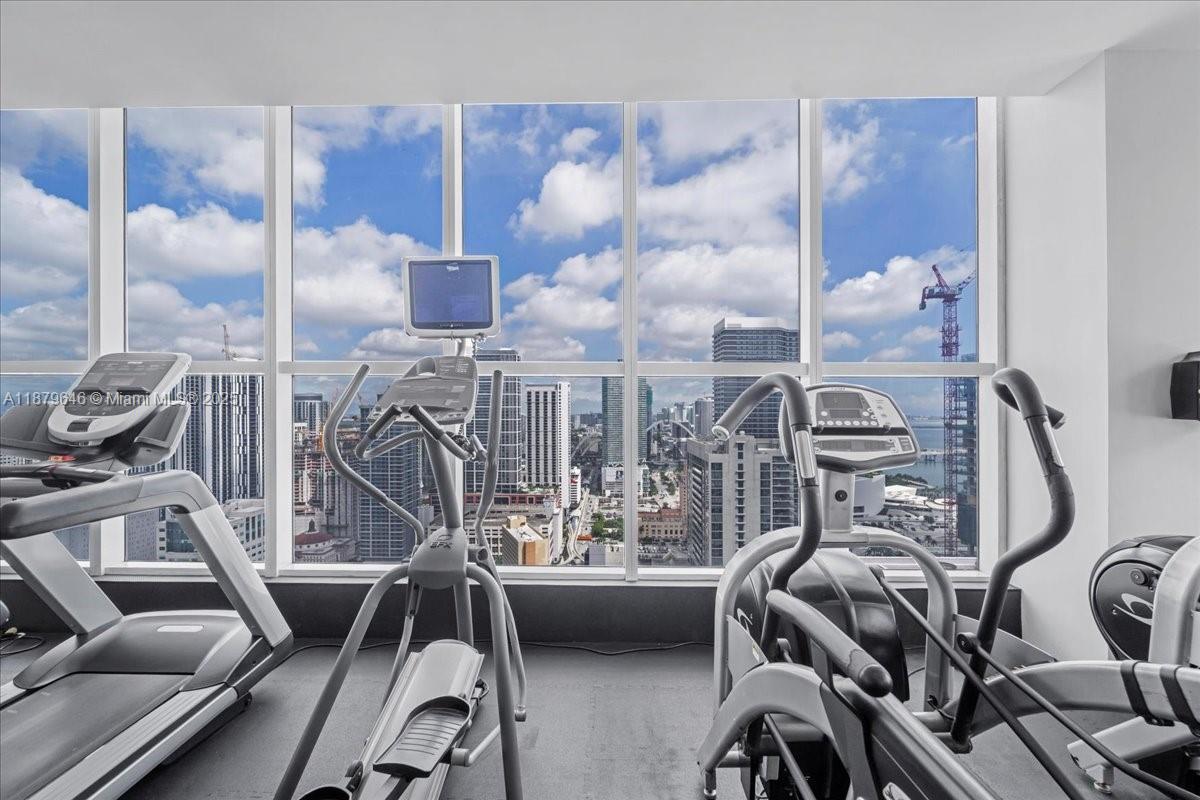 133 NE 2nd Ave #3601, Miami FL 33132