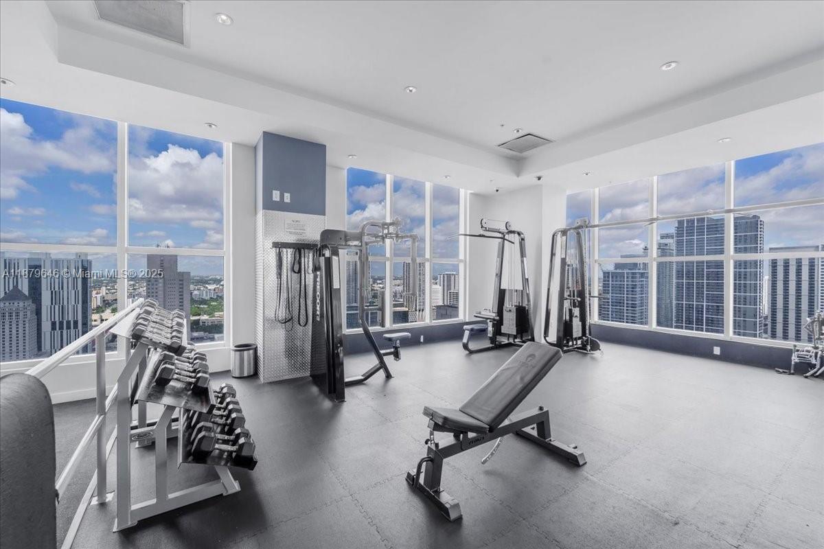 133 NE 2nd Ave #3601, Miami FL 33132