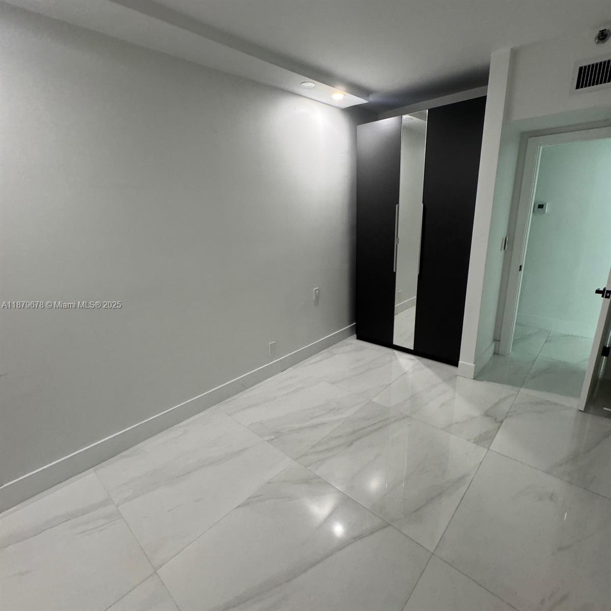 19355 Turnberry Way #5G, Aventura FL 33180