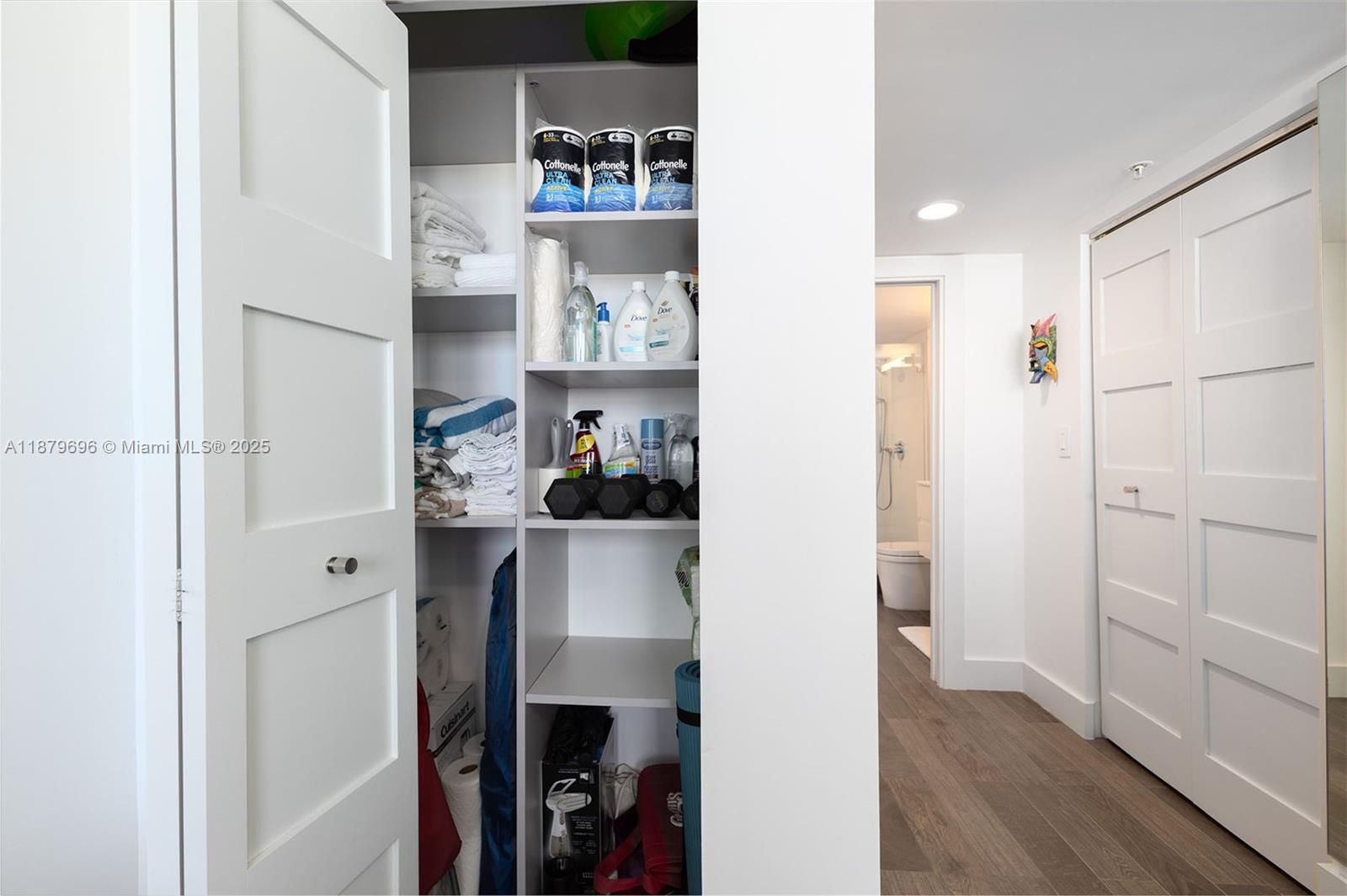 90 Alton Rd #1703, Miami Beach FL 33139