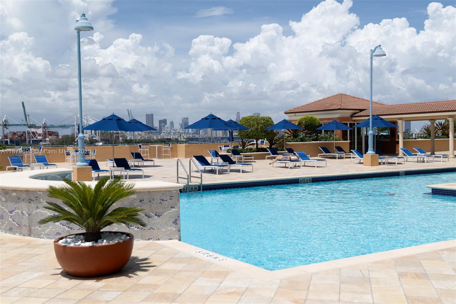 90 Alton Rd #1703, Miami Beach FL 33139