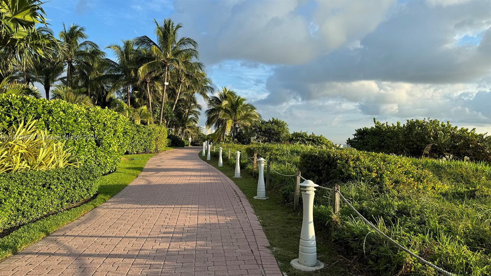 90 Alton Rd #1703, Miami Beach FL 33139