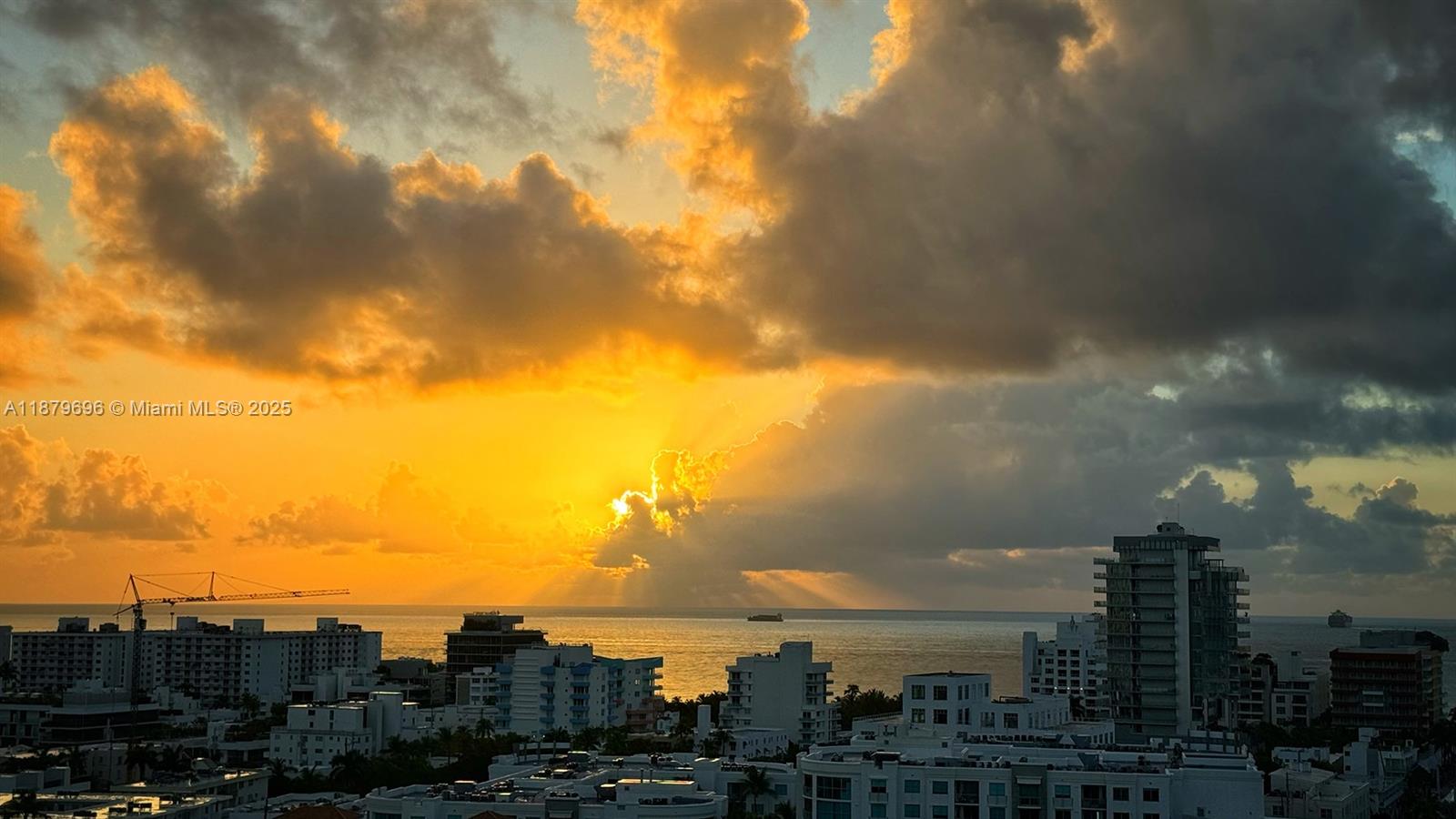 90 Alton Rd #1703, Miami Beach FL 33139