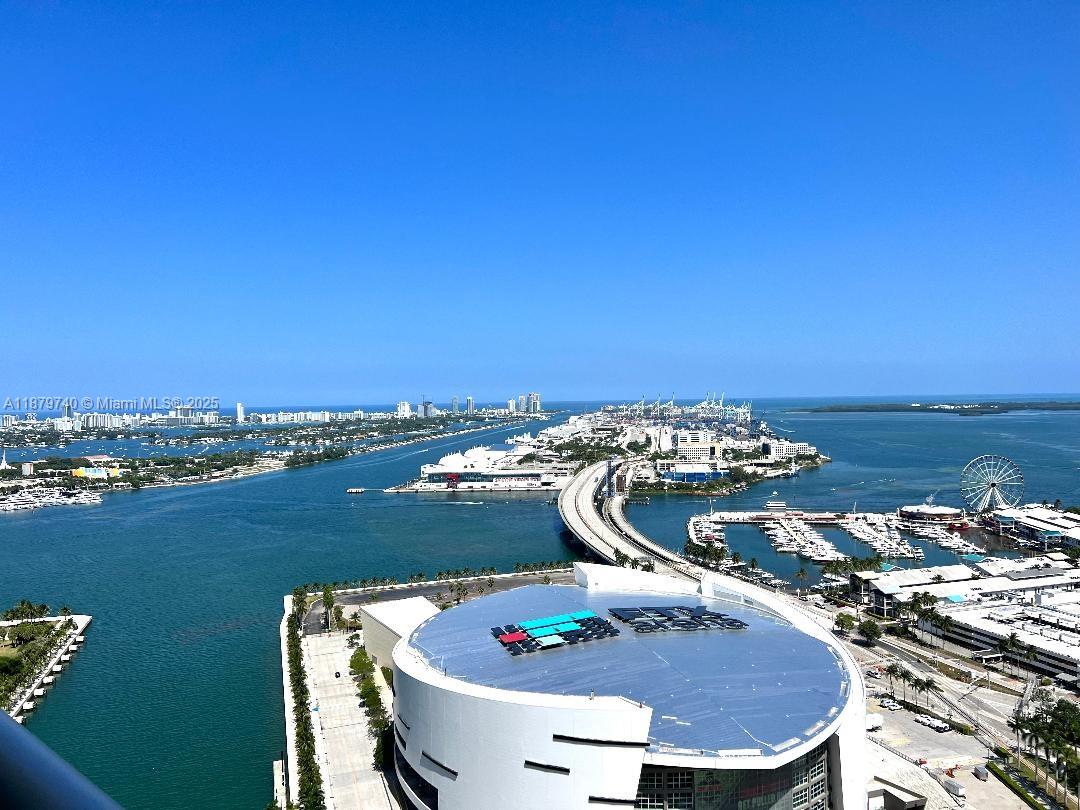888 Biscayne Blvd #3703, Miami FL 33132