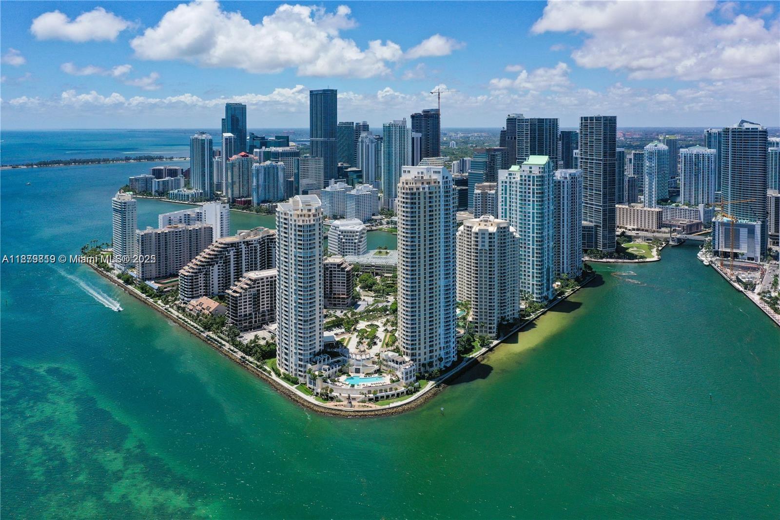 808 Brickell Key Dr #3105, Miami FL 33131