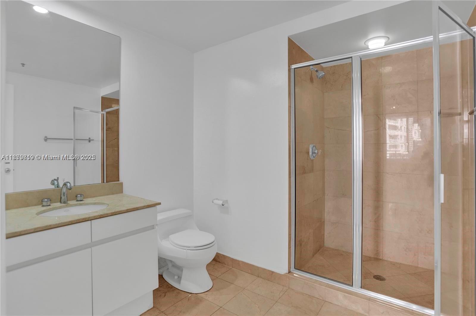 808 Brickell Key Dr #3105, Miami FL 33131