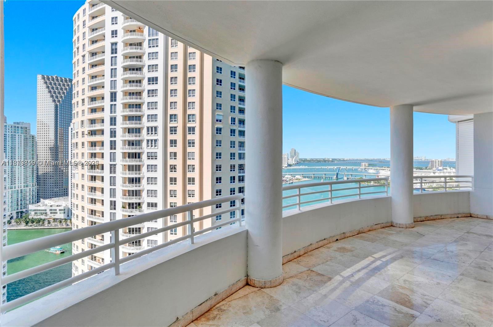 808 Brickell Key Dr #3105, Miami FL 33131