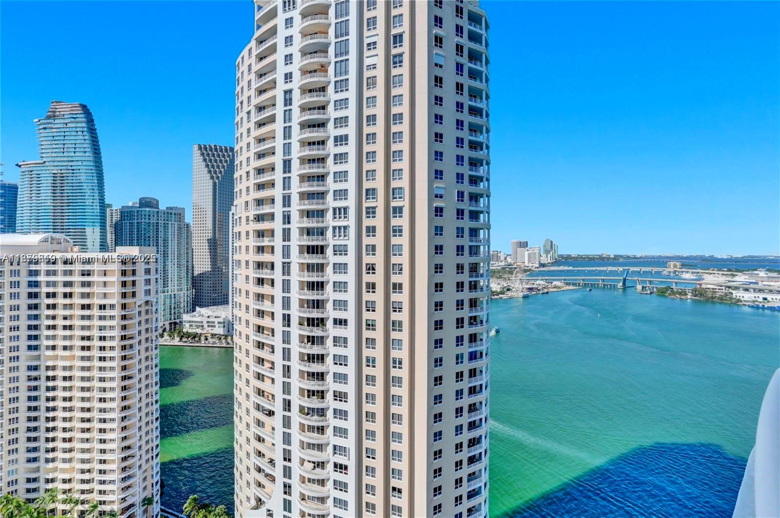 808 Brickell Key Dr #3105, Miami FL 33131
