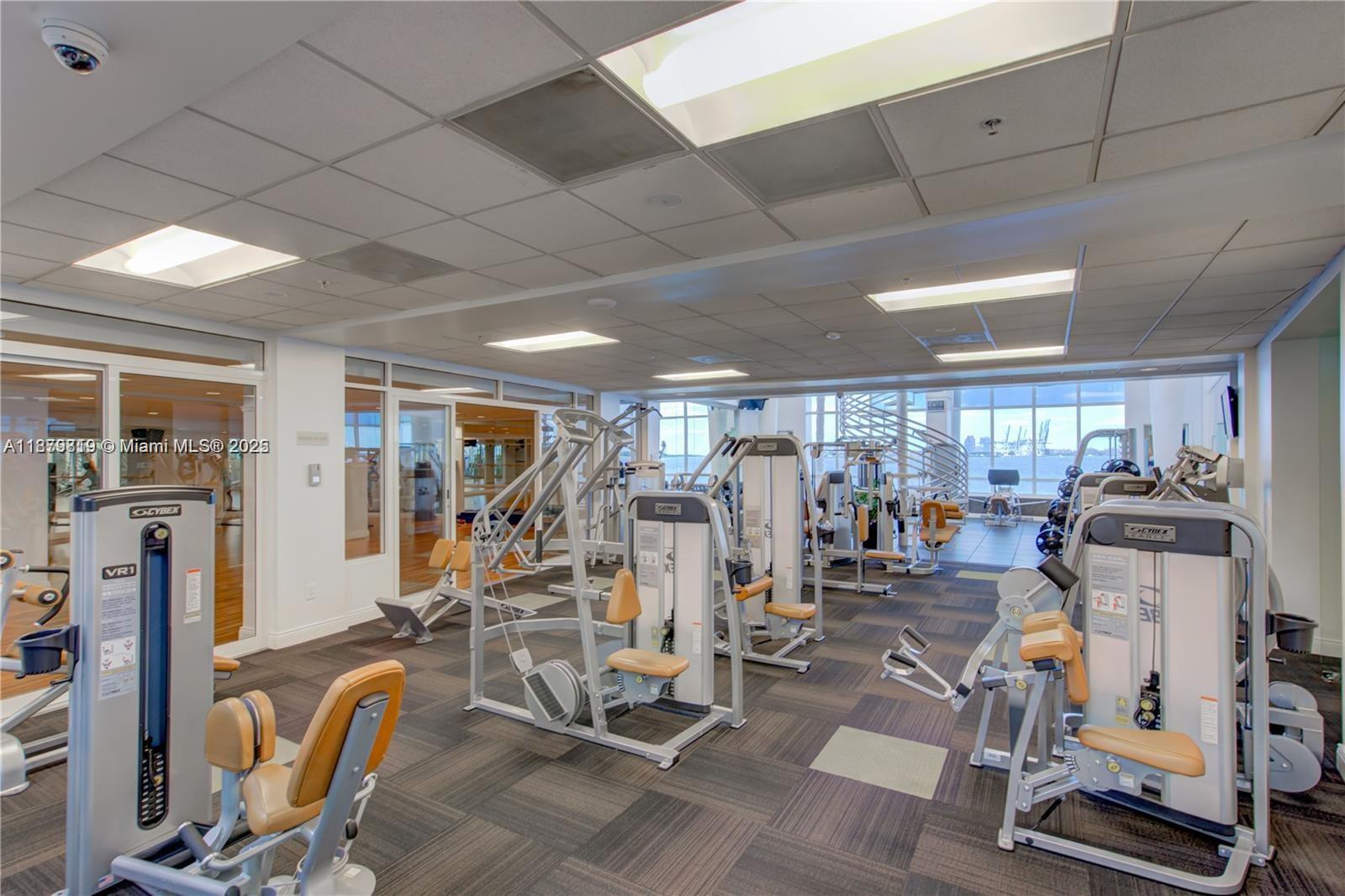 808 Brickell Key Dr #3105, Miami FL 33131