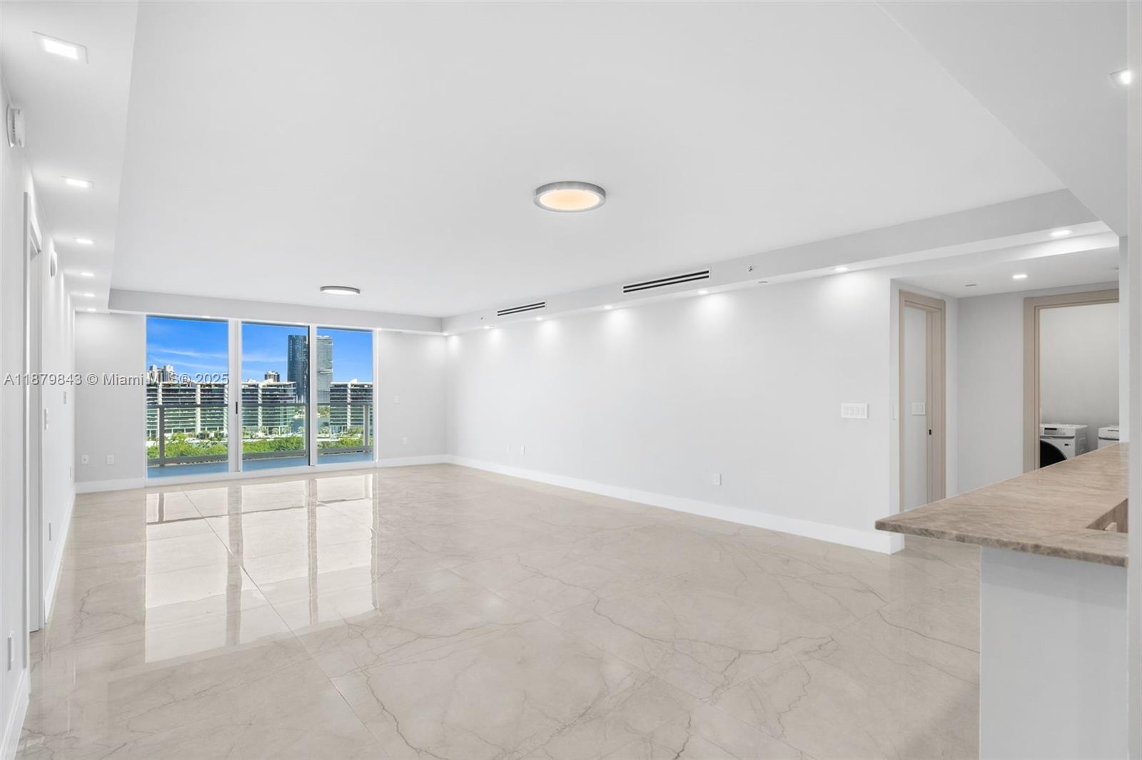 3301 NE 183rd St #1805, Aventura FL 33160