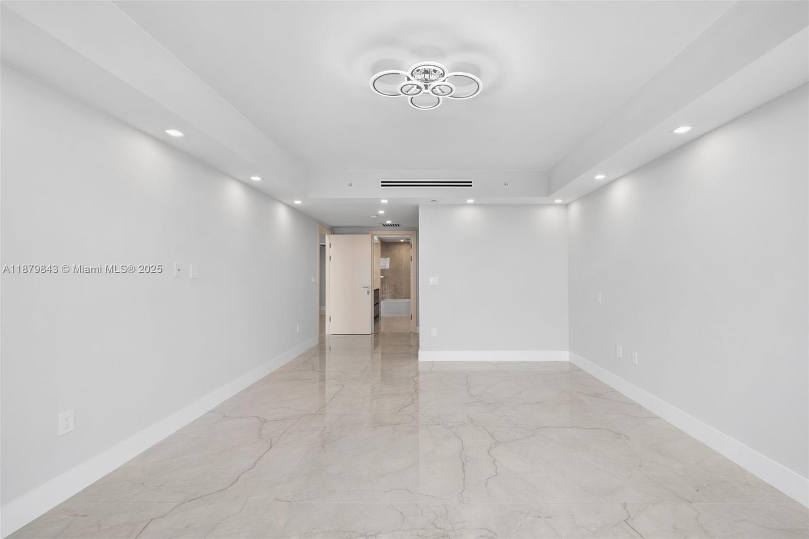 3301 NE 183rd St #1805, Aventura FL 33160