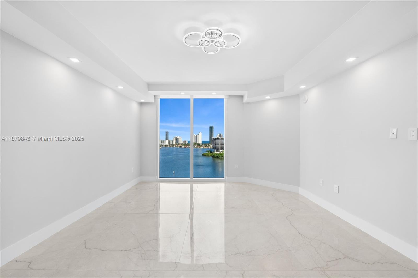 3301 NE 183rd St #1805, Aventura FL 33160