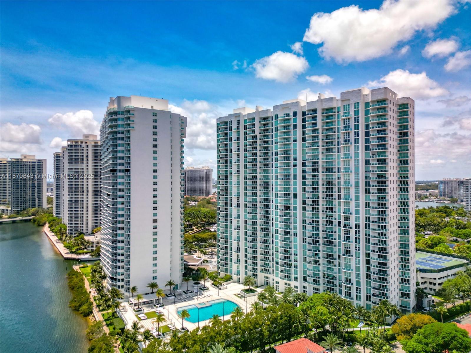 3301 NE 183rd St #1805, Aventura FL 33160
