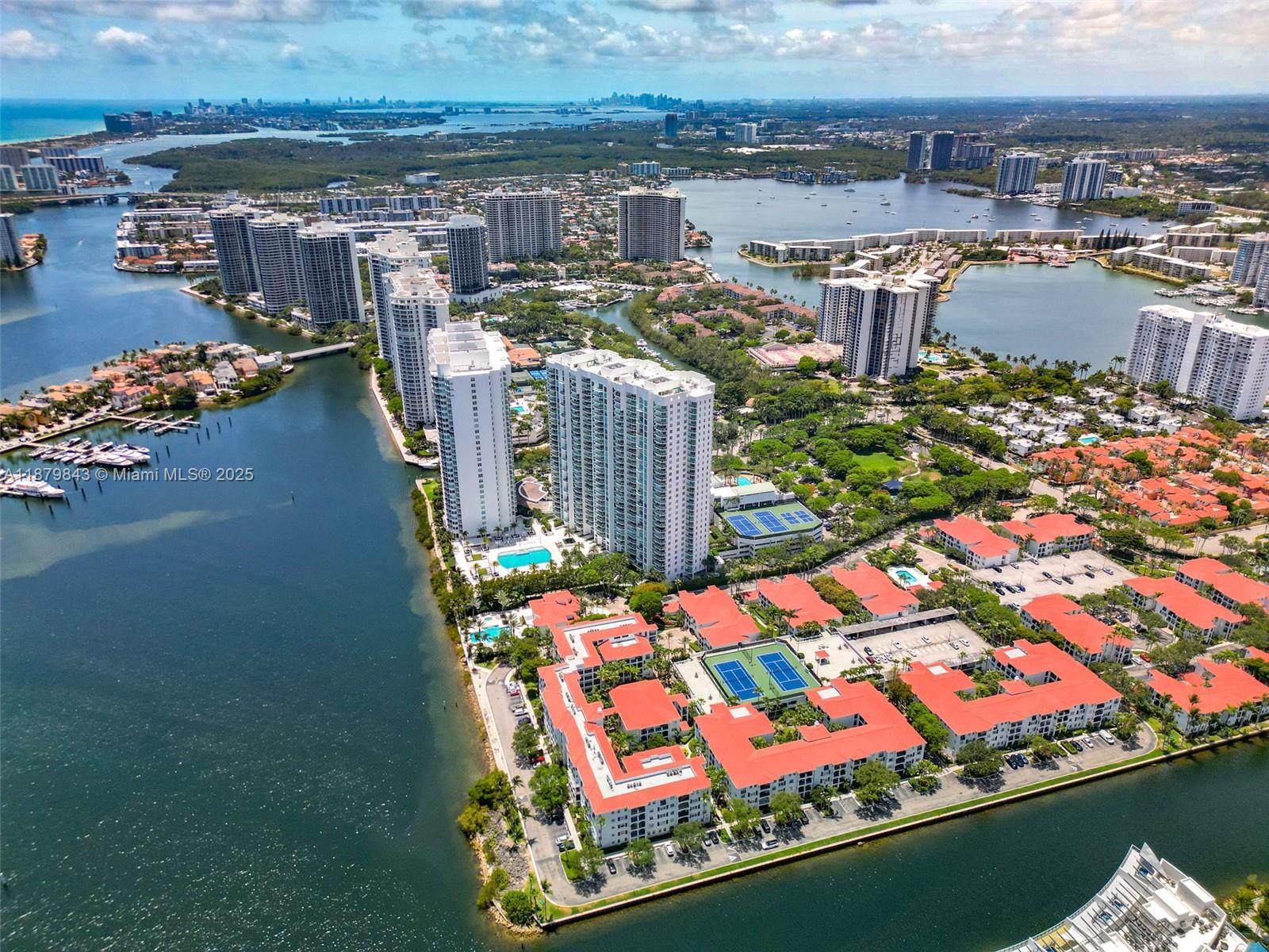 3301 NE 183rd St #1805, Aventura FL 33160
